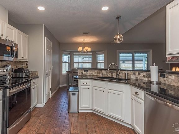 4th image of 10761 Crosscut Dr