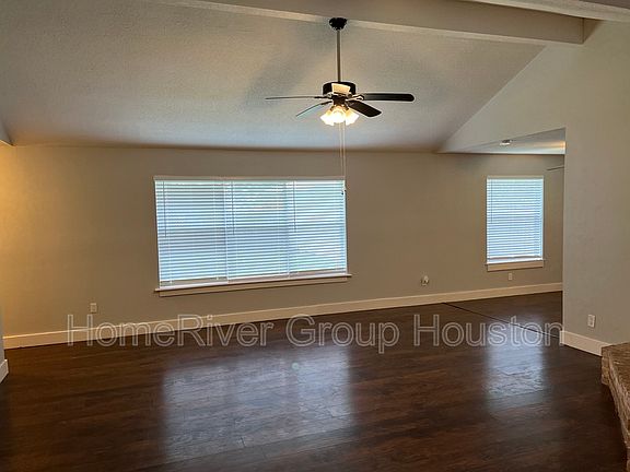5th image of 2913 Ocean Way