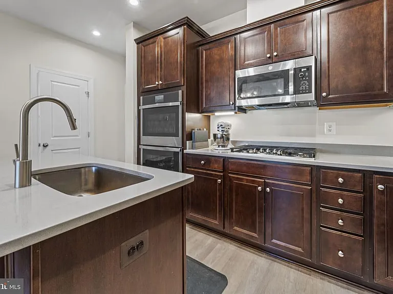 12384 Azure Ln — Photo 7