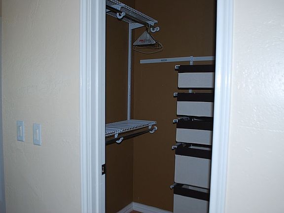 Closet Master
Bedroom