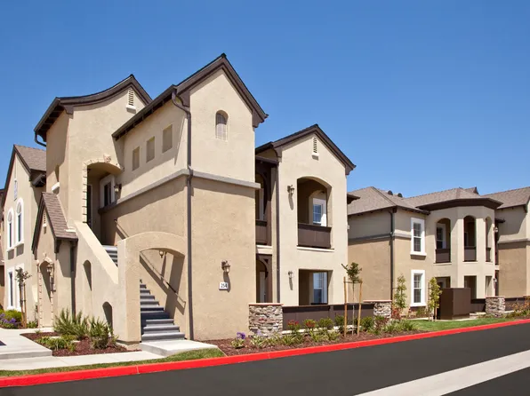 St Claire, 1735 Biscayne St #N-153, Santa Maria, CA 93458