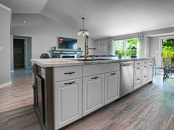 5th image of 5503 Sunrise View Cir