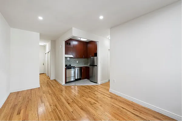 Rented by Douglas Elliman | media 32