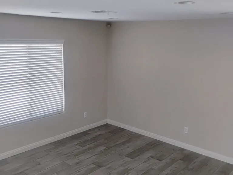 14048 Ruby St — Photo 3