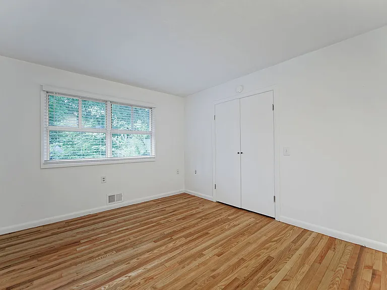 3801 SW Hamilton St — Photo 44