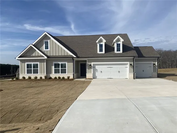 85 Boggs Rd, Pelzer, SC 29669