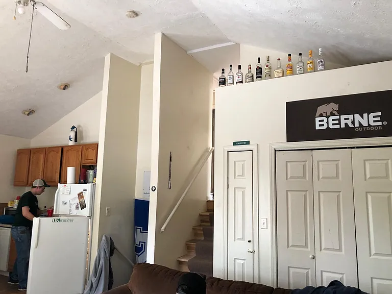219 University Ave #B — Photo 6