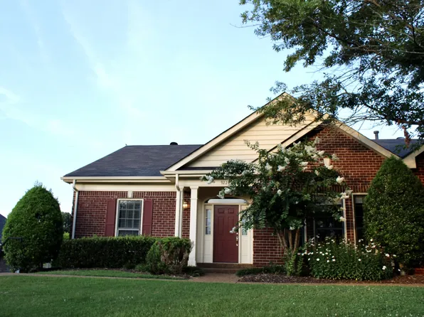 9228 Sawyer Brown Rd, Nashville, TN 37221