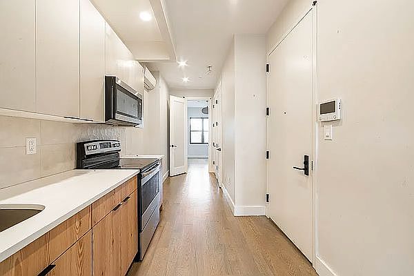 1st image of 287 Winthrop St #4R
