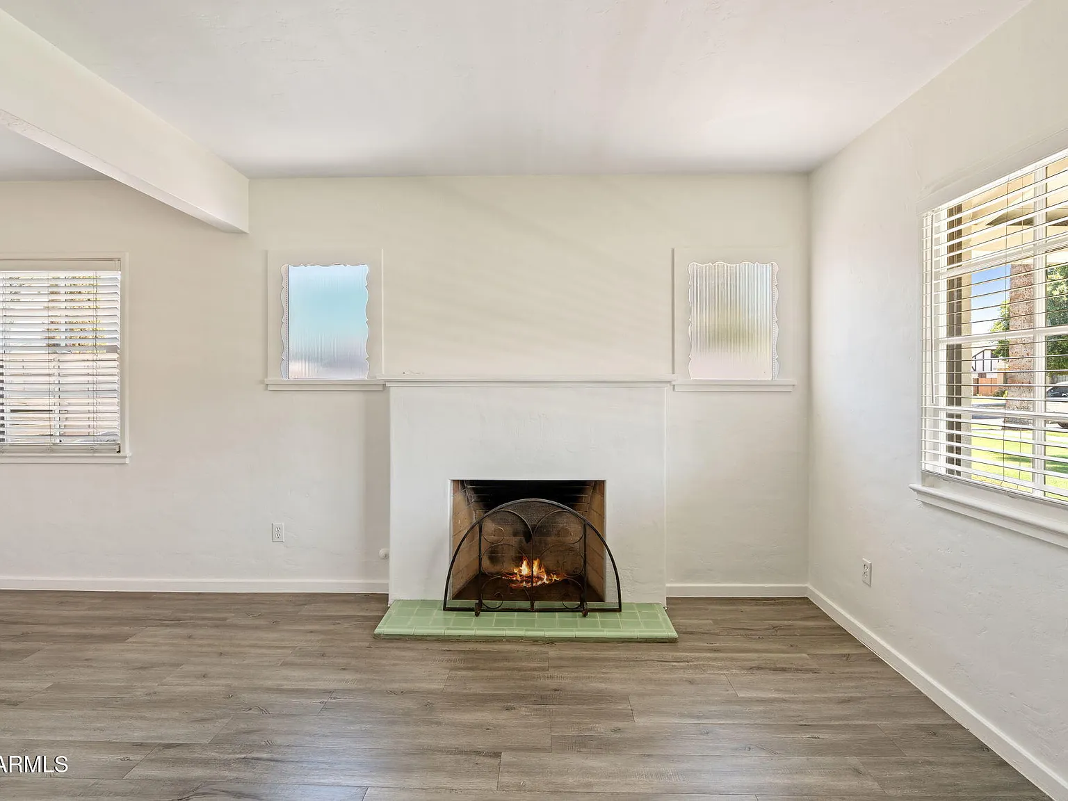 2 bed, 1.0 bath, 1160 sqft, $2,500 — Photo 3
