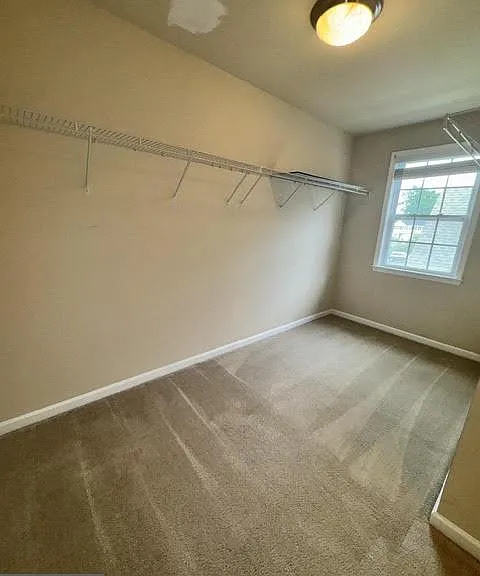 1204 Derry Ln — Photo 34