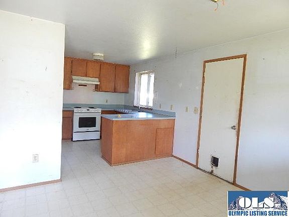 4th image of 1721 W 11th St