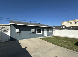 4451 W 133rd St #B, Hawthorne, CA 90250