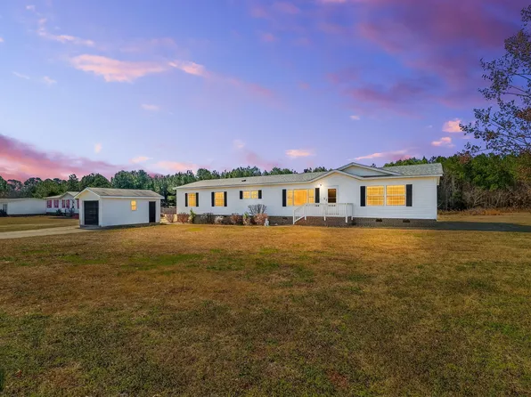 10015 Smith Rd, Middlesex, NC 27557