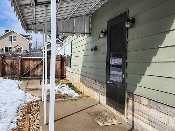 3rd image of 309 1/2 Marion St