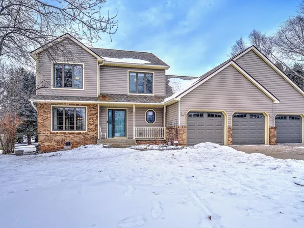 1131 Alfred Pl, New Richmond, WI 54017