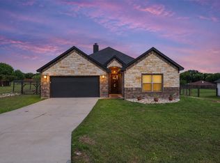 1306 E Apache Trl, Granbury, TX 76048