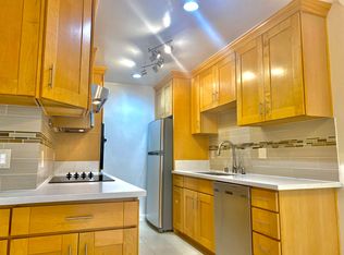 645 3rd St #15FC33ZBR, Hermosa Beach, CA 90254