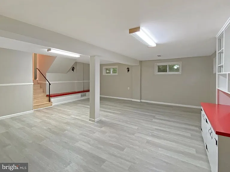 6325 Tone Ct — Photo 18