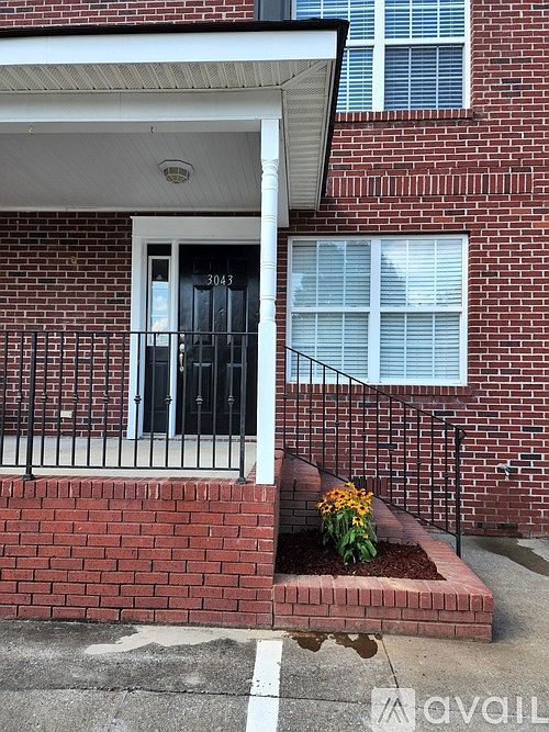 1st image of 3043 Barneys Ln NE #3043