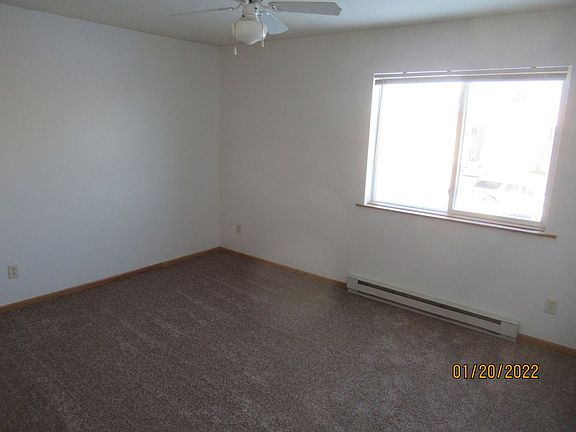 2nd image of 2409 Hillcrest Dr #5