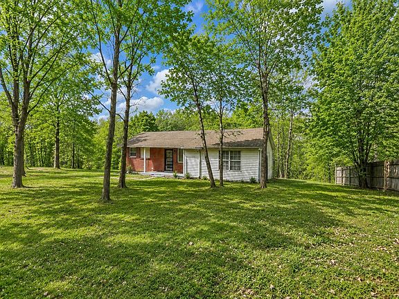 5th image of 751 Hogan Rd