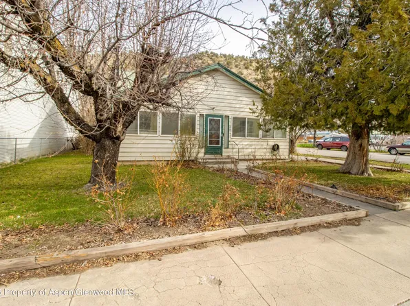 202 W Main St, New Castle, CO 81647