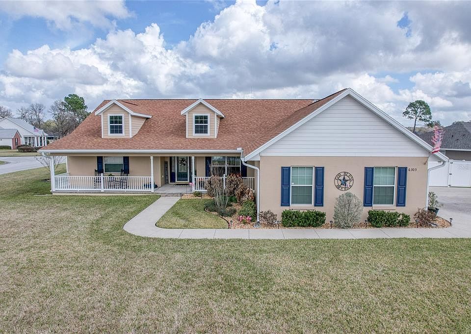 1st image of 6305 SE 10th Ln