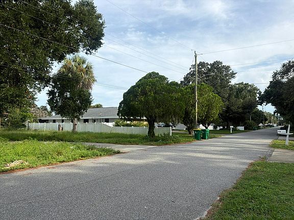4th image of 278 Gray Rd