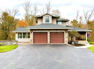 2882 Kendall Rd, Holley, NY 14470