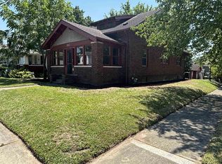 665 Greenlawn Ave, Fort Wayne, IN 46808