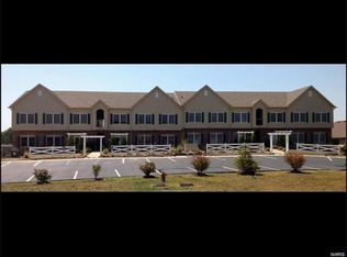 9940I Arthur Ln, Saint Louis, MO 63128