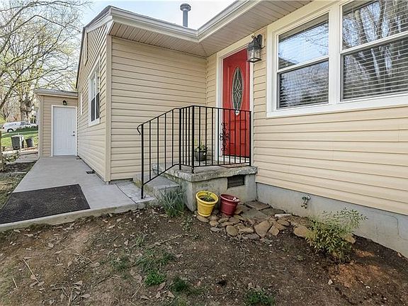 4th image of 5214 Evelyn Dr