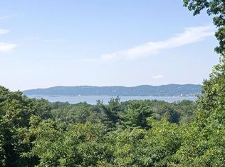 1 Tower Hill Rd, Briarcliff Manor, NY 10510