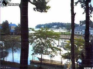 4333 E Marin Woods #4-1, Pt Clinton, OH 43452