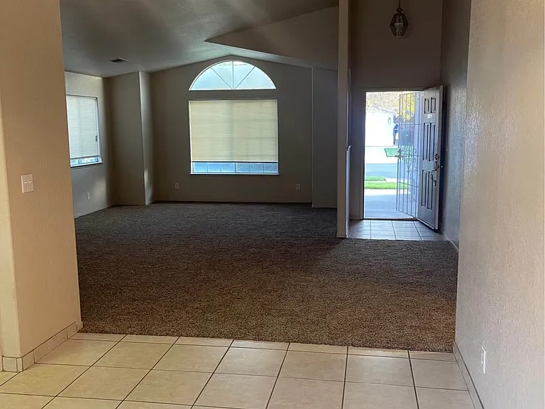 2413 Novi Dr — Photo 5