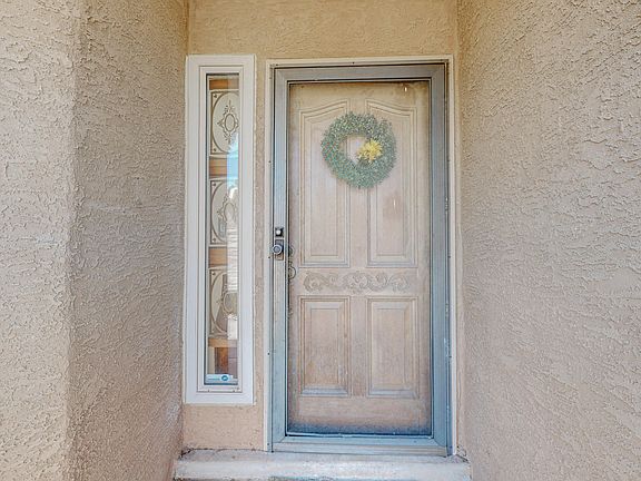 5th image of 5811 Cubero Dr NE