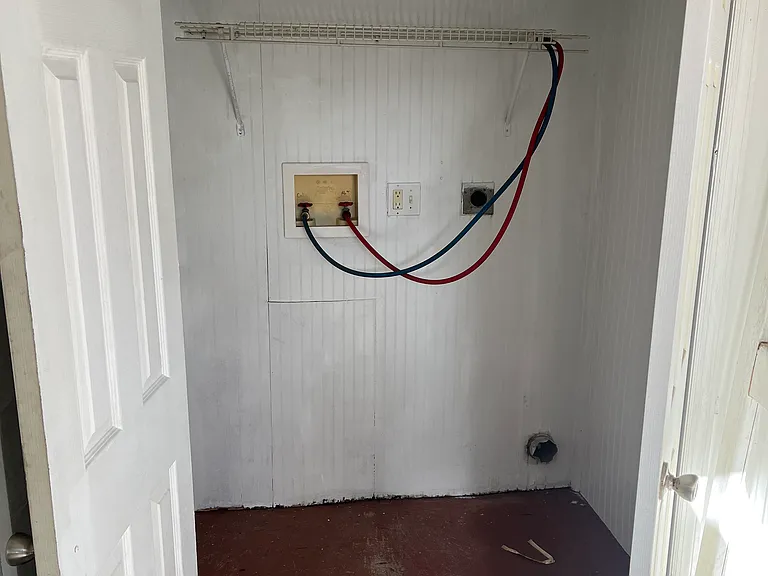 918 Brinkley St — Photo 14