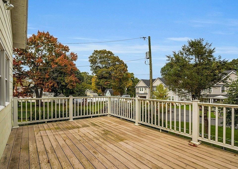 35 Butler Ave, Stoneham, MA 02180 Zillow