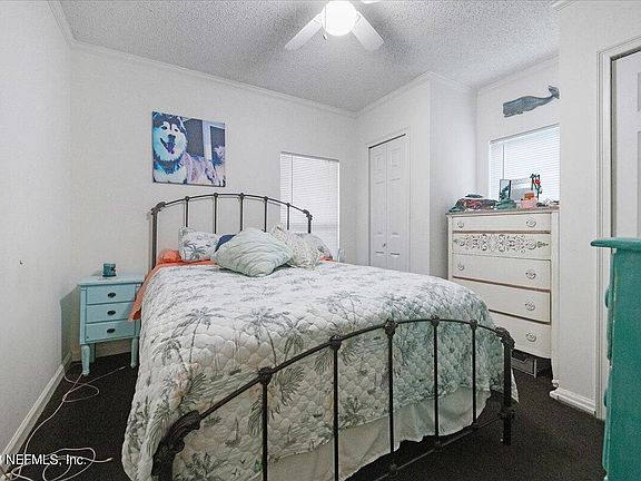 5th image of 184 3RD Avenue S