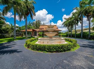 12425 SW 43rd St, Miami, FL 33175