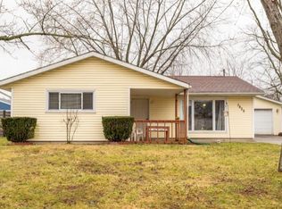7826 Marshall Pl, Merrillville, IN 46410