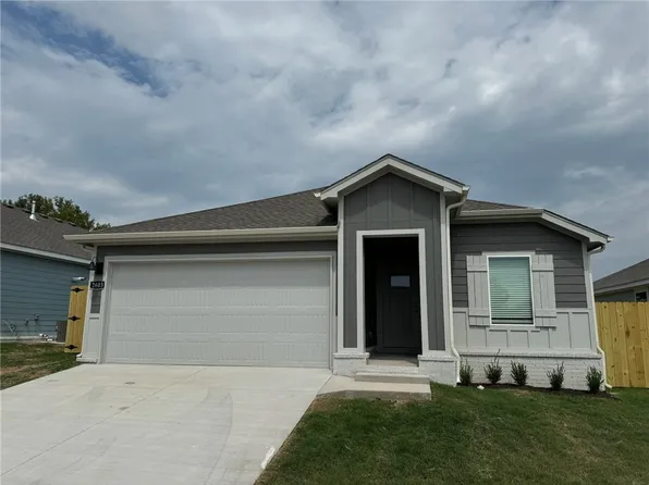 2603 N Snowball Dr, Fayetteville, AR 72704