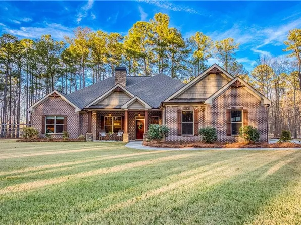 390 Herring Rd, Grayson, GA 30017