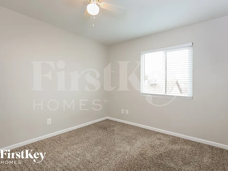 7547 W Comet Ave — Photo 12