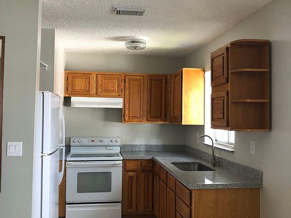 2nd image of 10765 SW 4th St APT 7