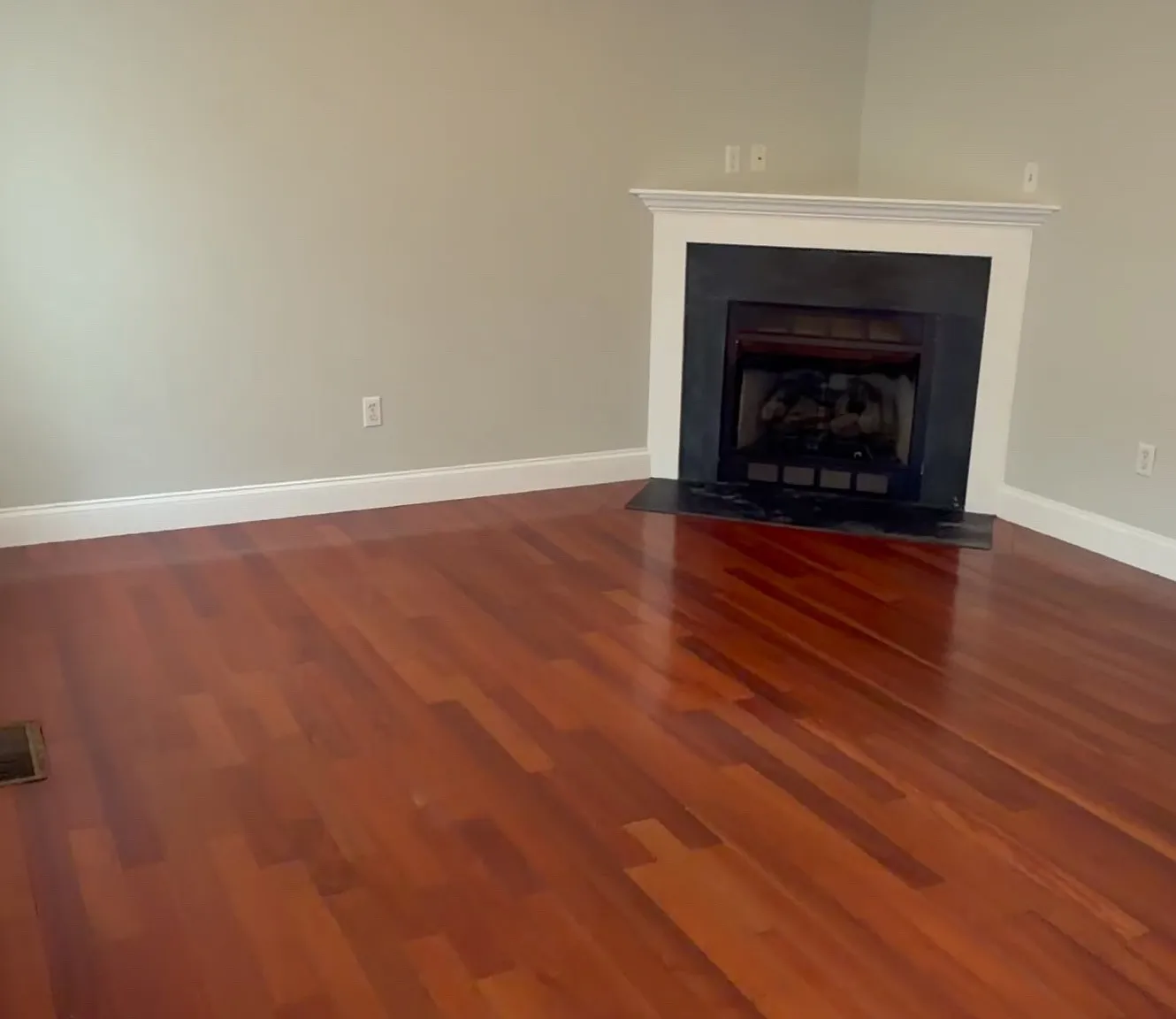3 bed, 2.5 bath, 2000 sqft, $2,650 — Photo 1