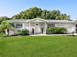 211 Lakewood Dr, Debary, FL 32713