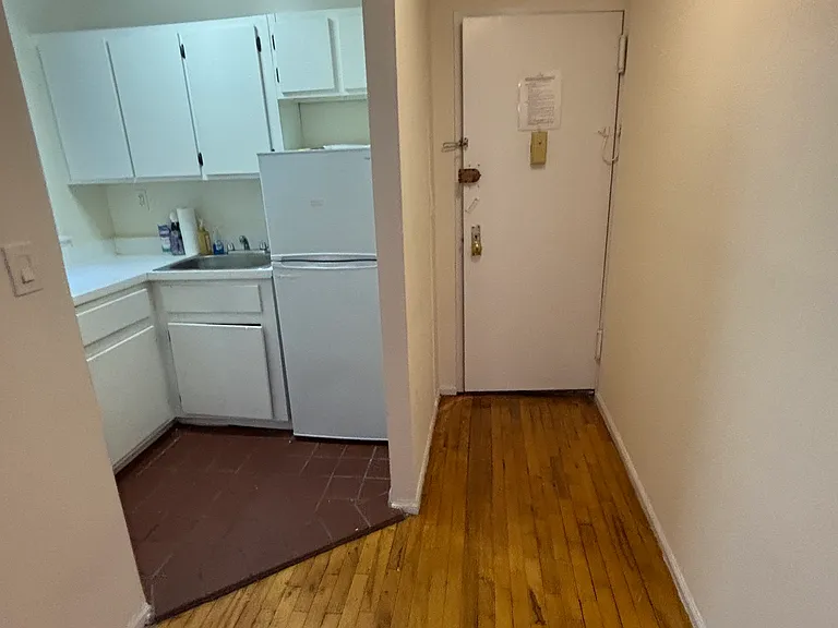 336 E 95th St #3A — Photo 2