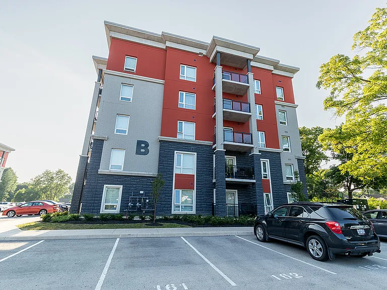 5971 Dorchester Rd — Photo 16